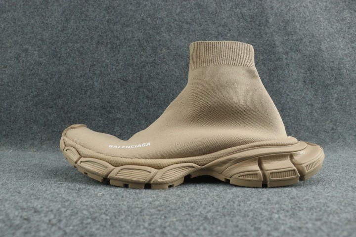 Balenciaga Speed 2.0 Beige