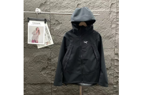 Arc'teryx black Jacket