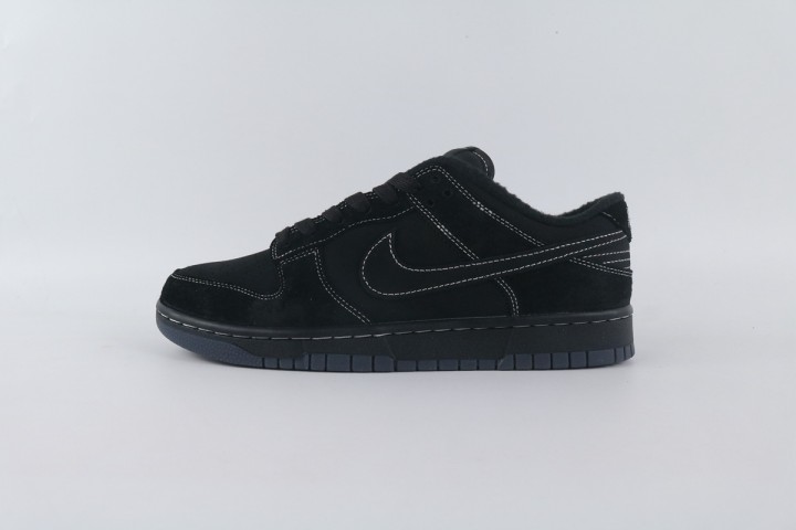 Nike Dunk Low All black