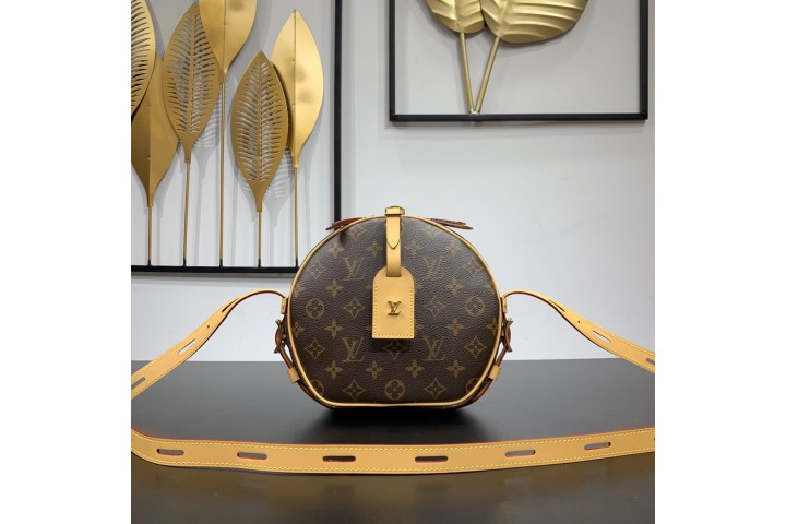 Louis Vuitton Boite Chapeau Souple Monogram