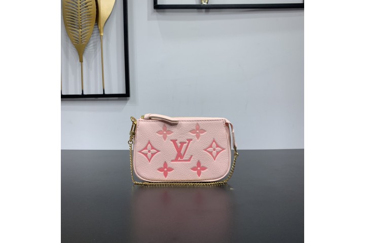 Louis Vuitton Pochette Accessories Mini Rosebud