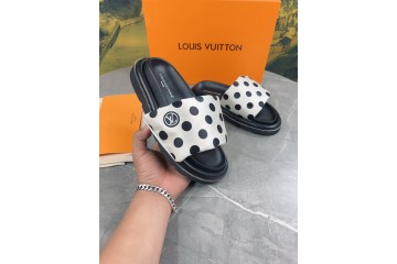 Louis Vuitton Pool Pillow Comfort Mule Black Polka Dots