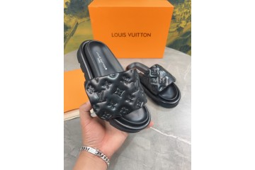 Louis Vuitton Pool Pillow Comfort Mule Monogram Black