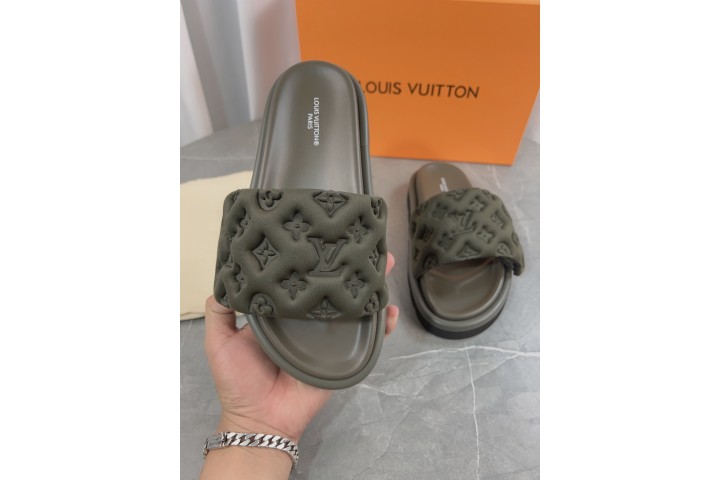 Louis Vuitton Pool Pillow Comfort Mule Monogram Green