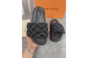 Louis Vuitton Pool Pillow Comfort Mule Monogram Matte Black