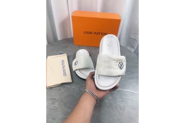 Louis Vuitton Pool Pillow Comfort Mule Monogram White