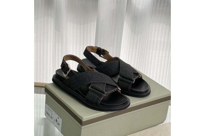 Marni Fussbett Sandals Black Denim