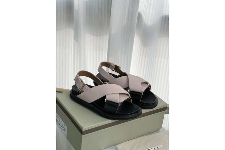 Marni Fussbett Sandals Pink Black