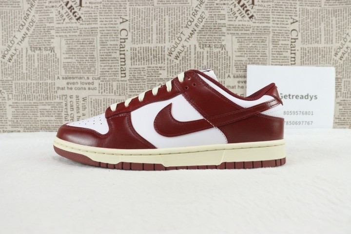 Nike Dunk Low PRM Vintage Team Red