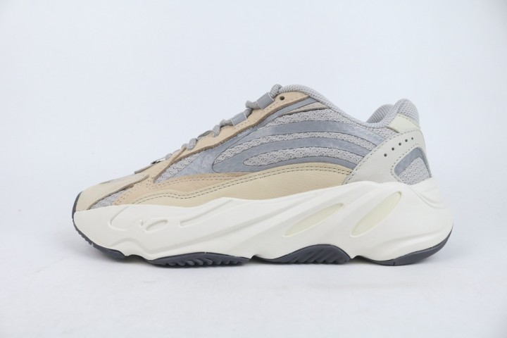 PK adidas Yeezy Boost 700 V2 Cream GY7924