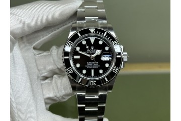 Rolex Oyster Perpetual Submariner watch Black